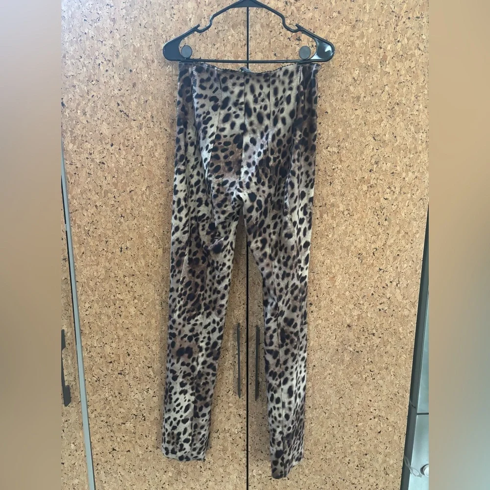 Skims x Dolce Leopard Print Pants - Picture 3 of 3